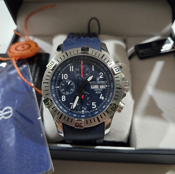 Revue Thommen , Swiss automatic watch - Picture 4 of 9